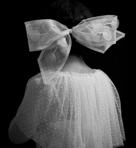 Hat - Large Sinamay Bow Fascinator