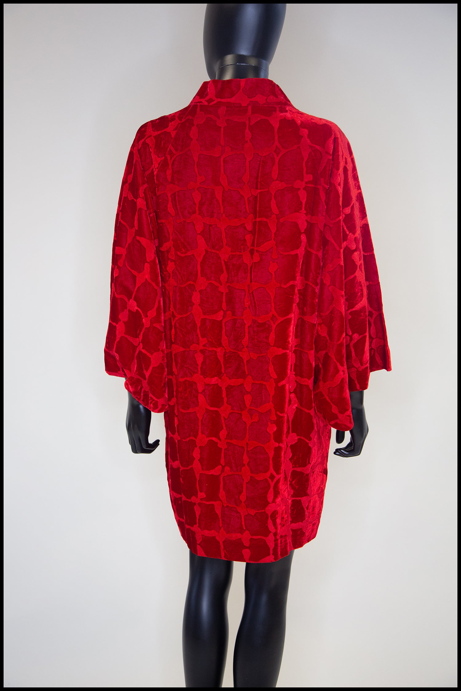 Vinatge 1950s Red Velvet Michiyuki Kimono
