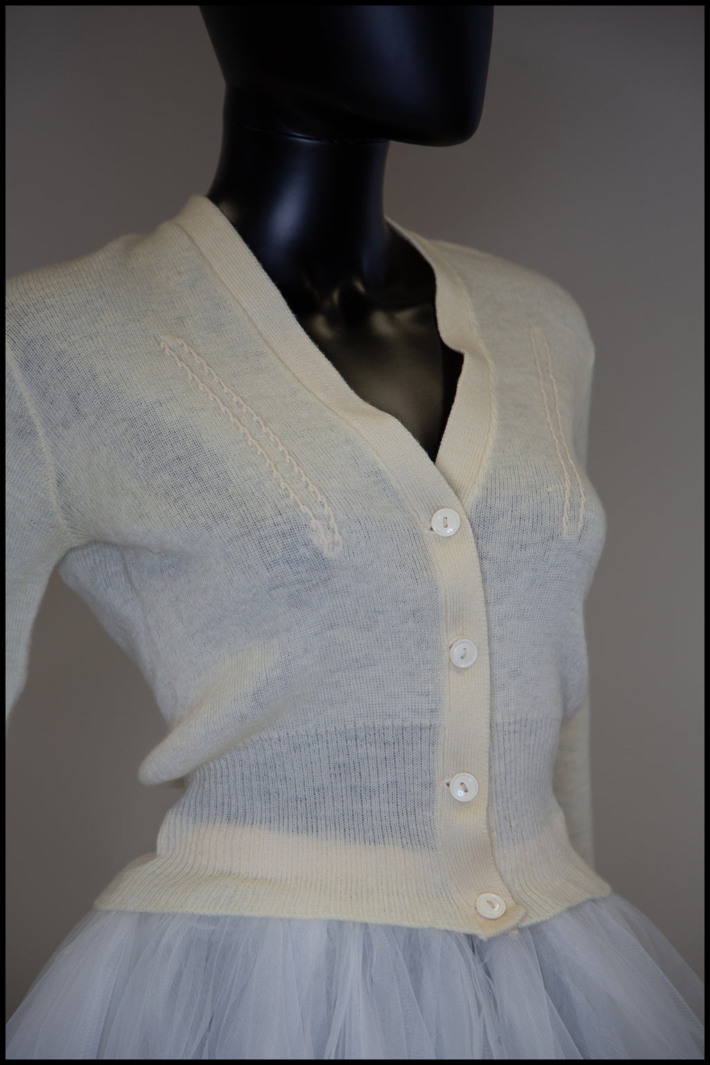 Vintage 1970s Cream Wool Fitted Cardigan