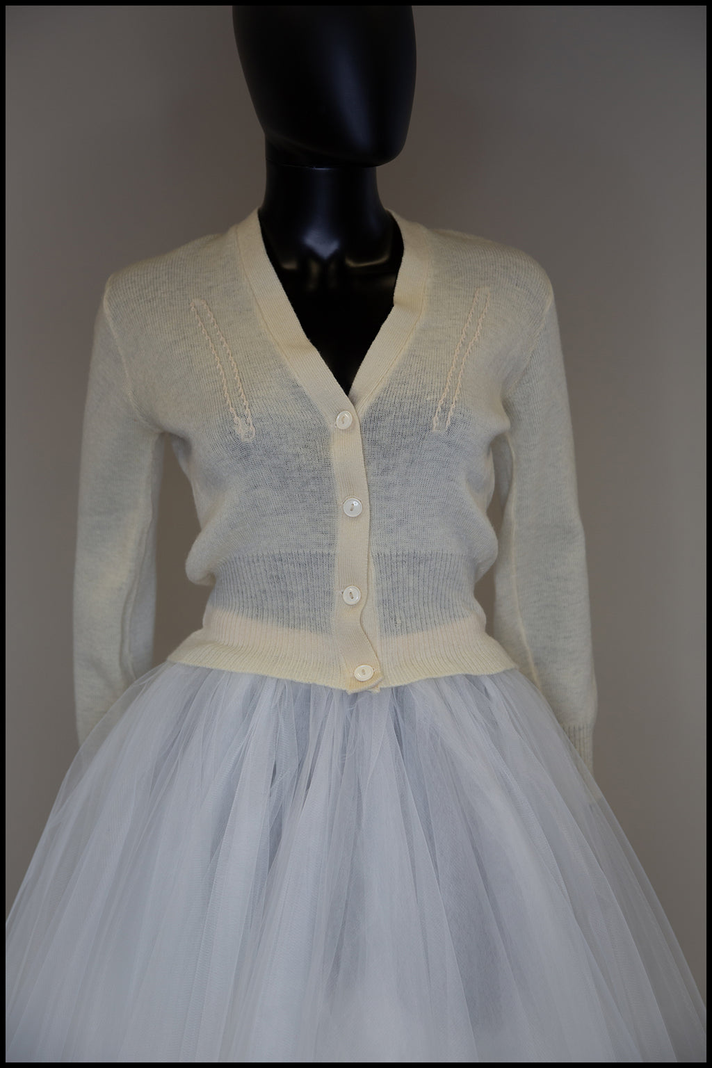 Vintage 1970s Cream Wool Fitted Cardigan