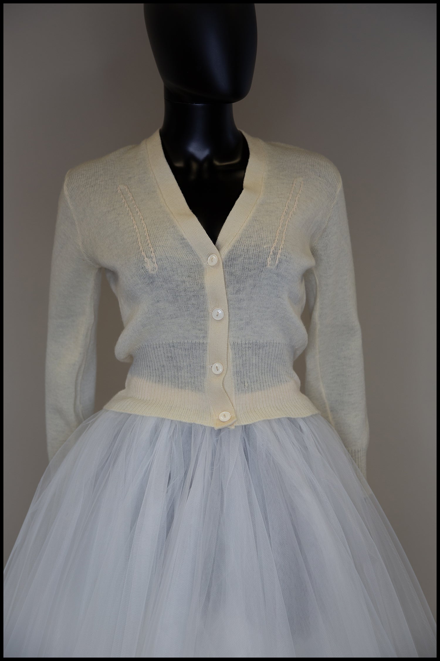 Vintage 1970s Cream Wool Fitted Cardigan