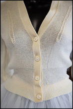 Vintage 1970s Cream Wool Fitted Cardigan