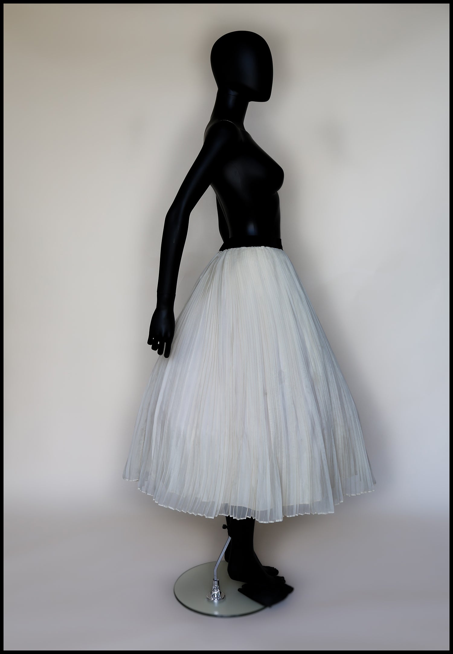 Vintage 1950s Cream Pleated Chiffon Skirt