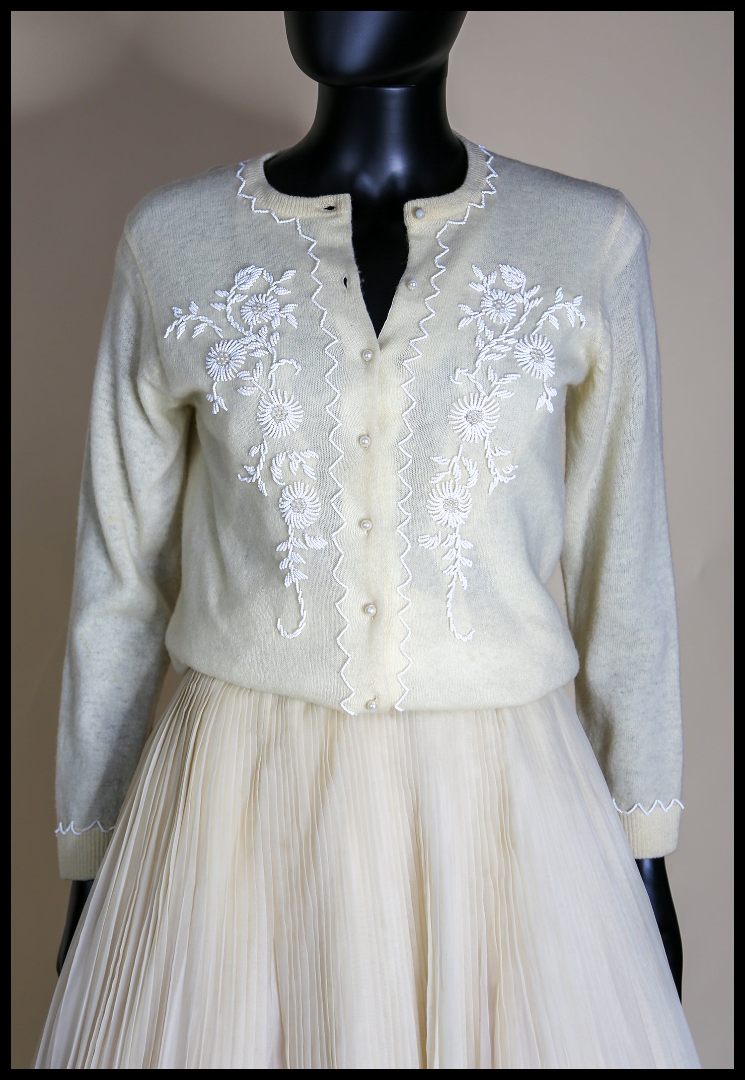 Vintage 1960s Cream Lambswool Beaded Cardigan