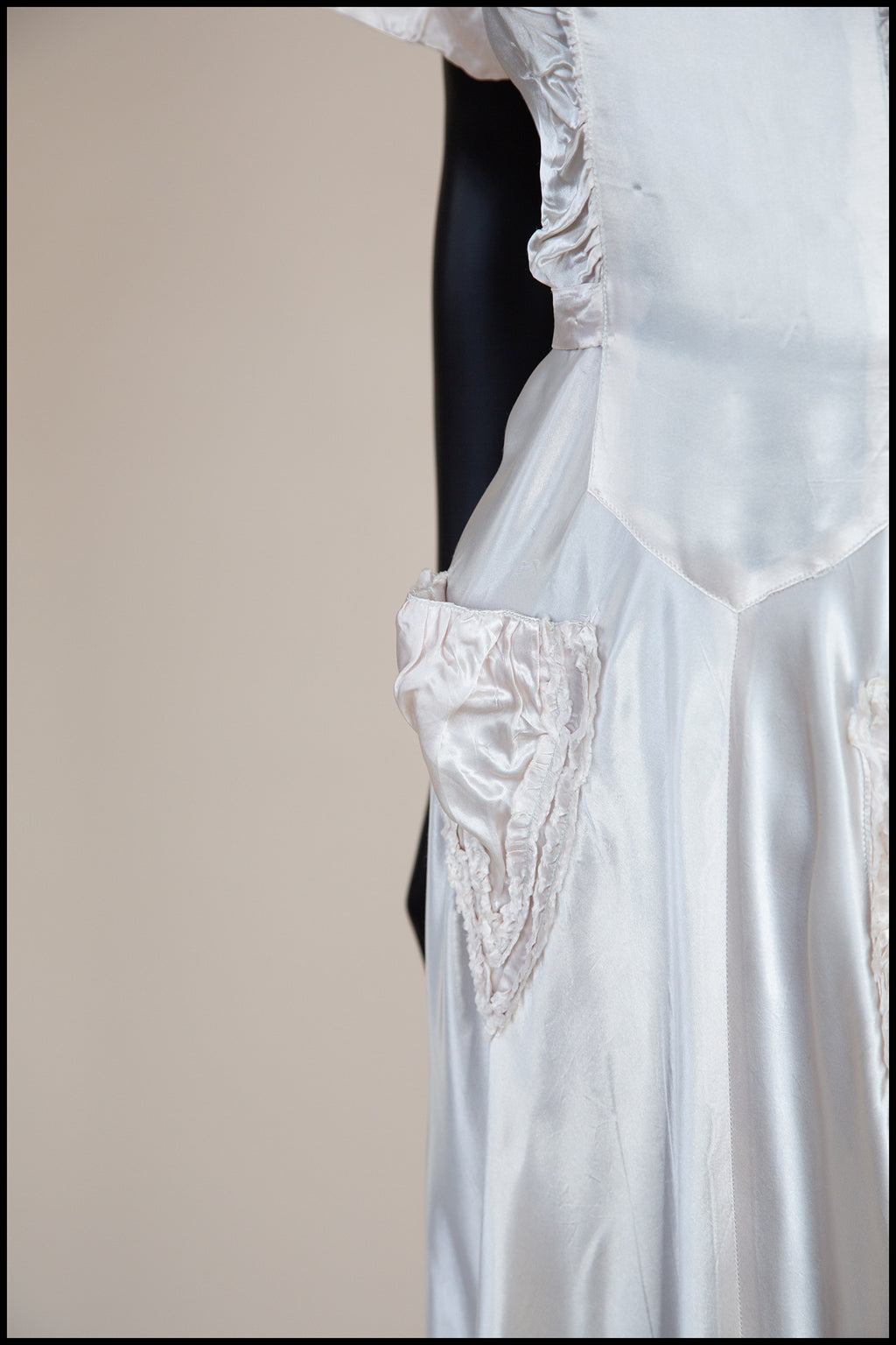 Vintage 1930s Cream Slipper Satin Dress