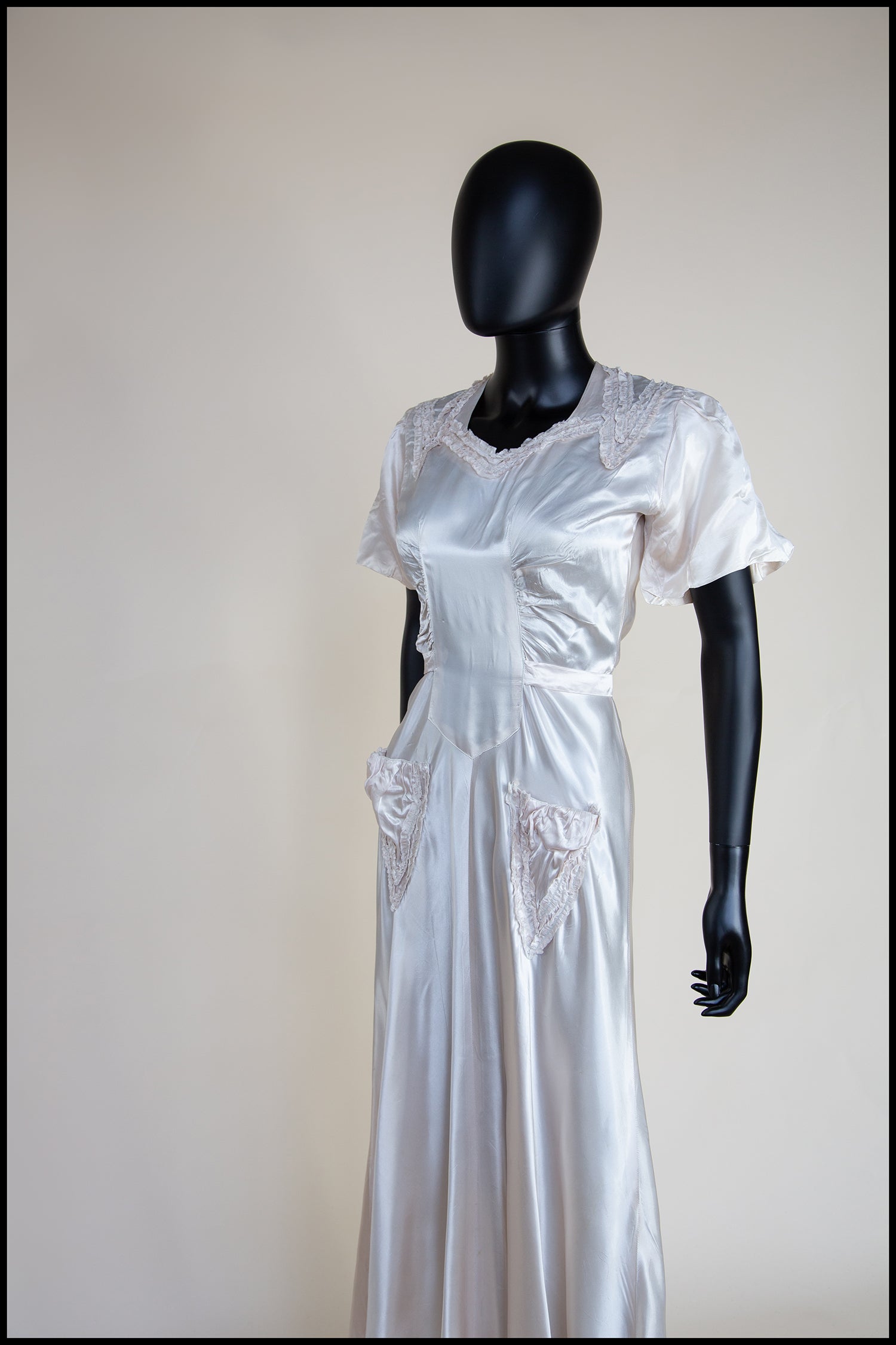 Vintage 1930s Cream Slipper Satin Dress
