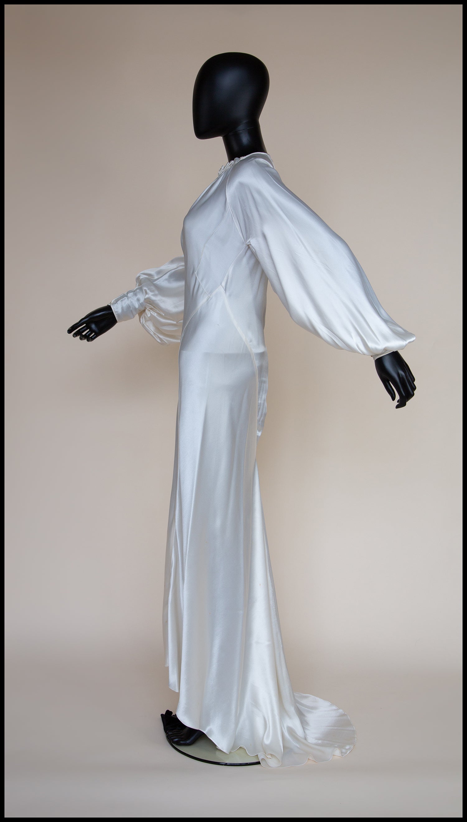 Vintage 1930s Silk Satin Crepe Ivory Gown