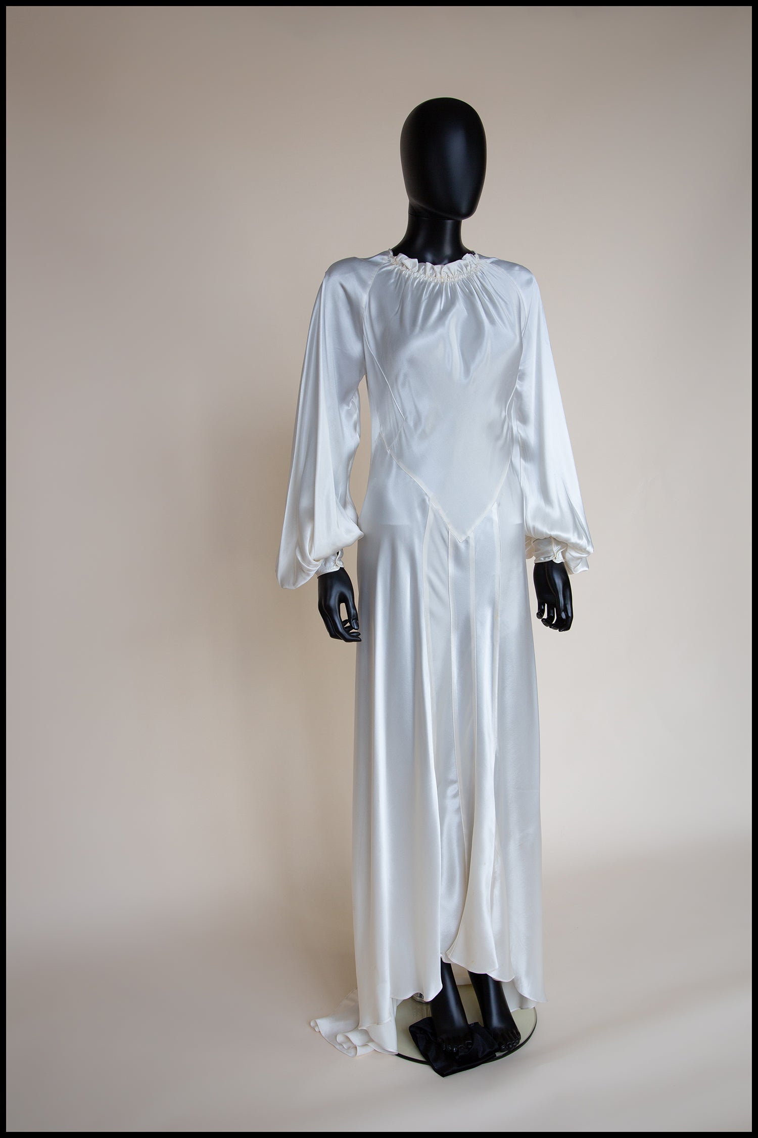 Vintage 1930s Silk Satin Crepe Ivory Gown