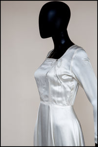 Vintage 1930s Ivory Beaded Bow Satin Wedding Dress