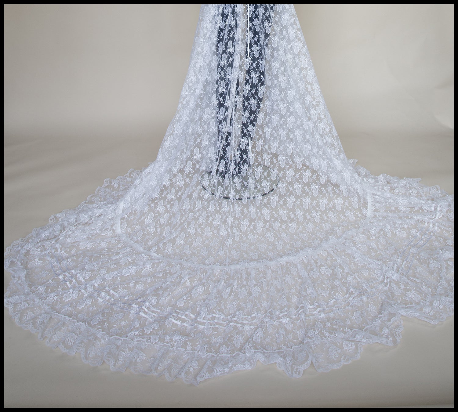 Vintage 1980s Ivory White Lace Bridal Skirt