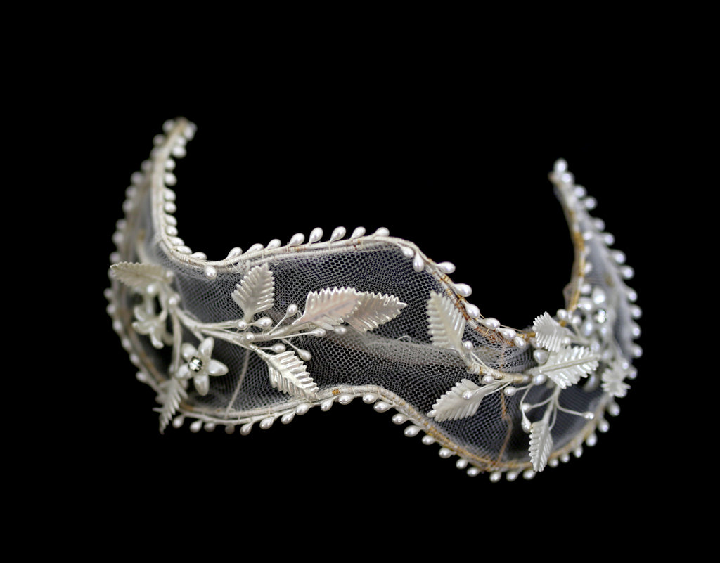 Vintage 1940s Pearl Wax Head Piece