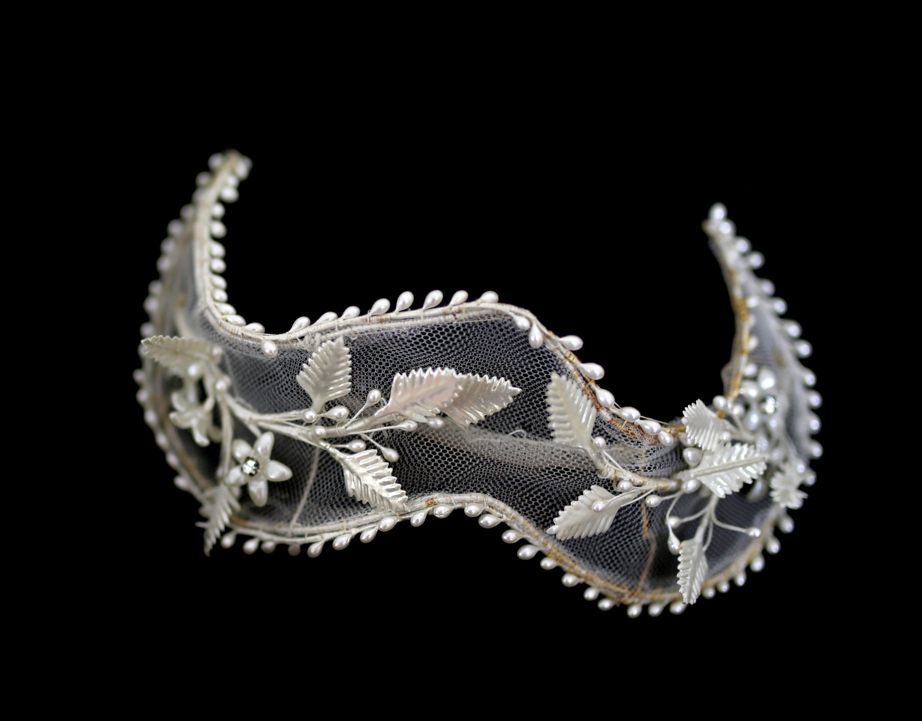 Vintage 1940s Pearl Wax Head Piece