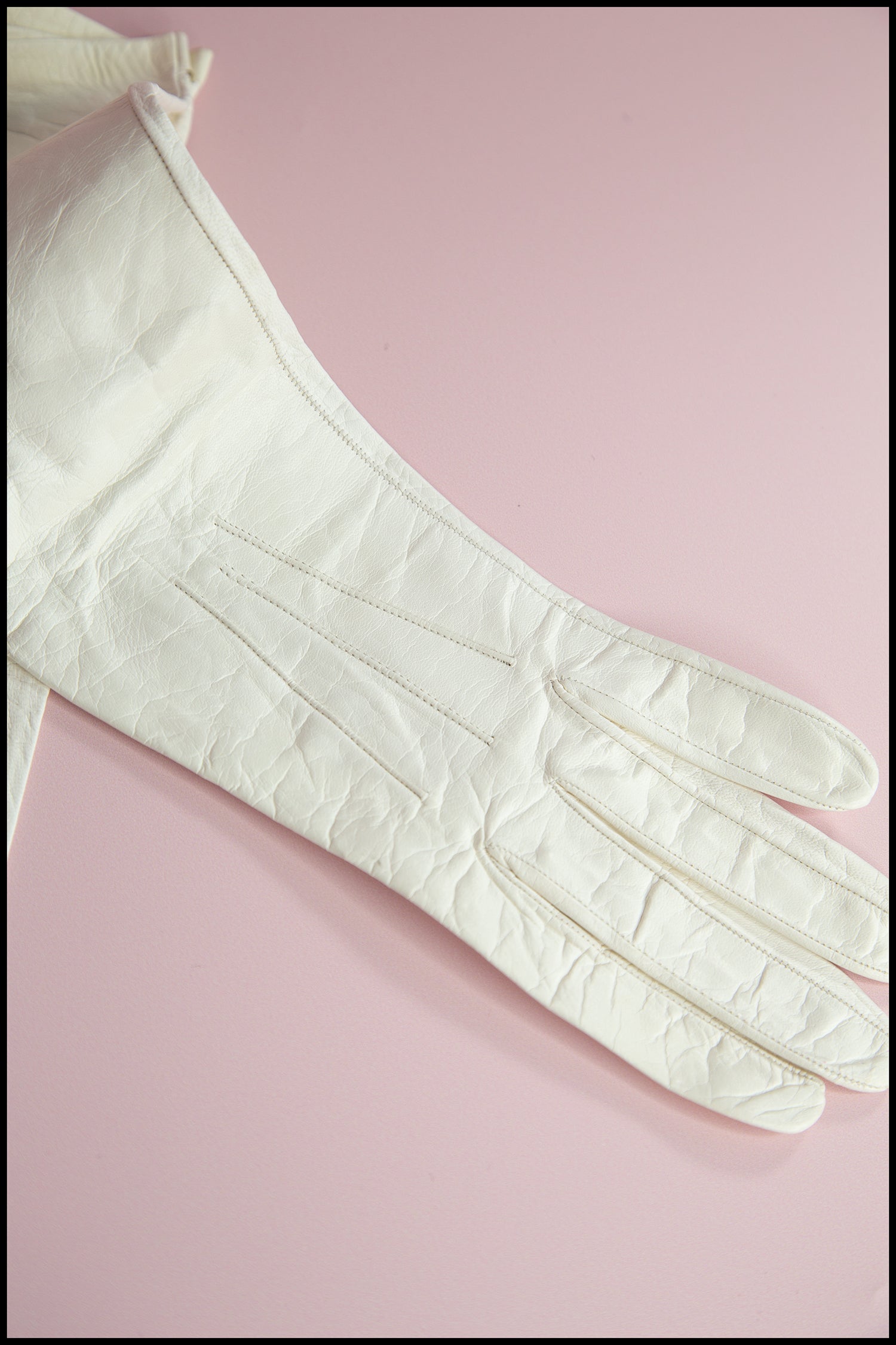Vintage 1950s Ivory Kid Leather Gloves