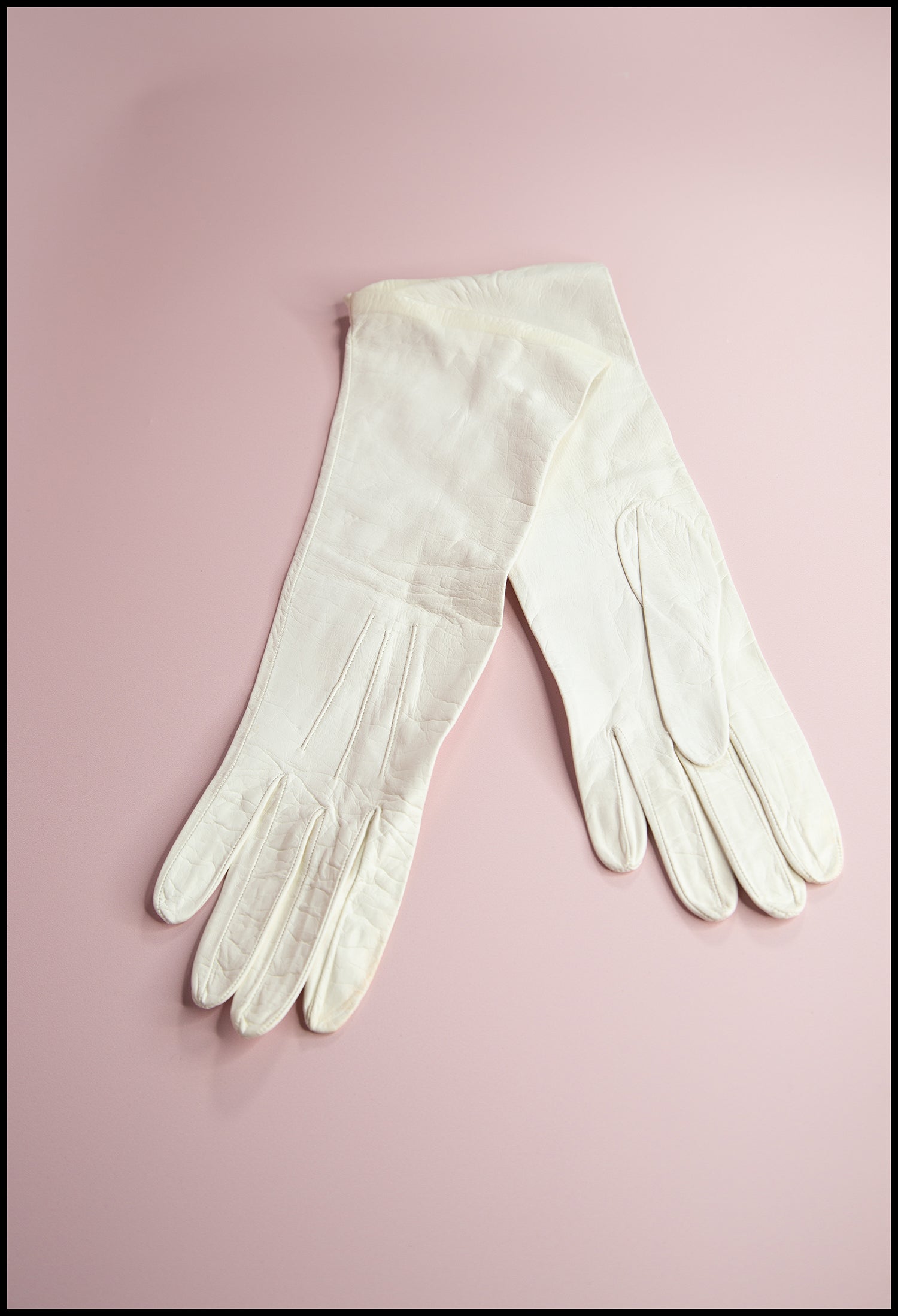 Vintage 1950s Ivory Kid Leather Gloves
