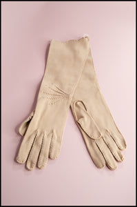Vintage 1950s Dusky Pink Cotton Gloves