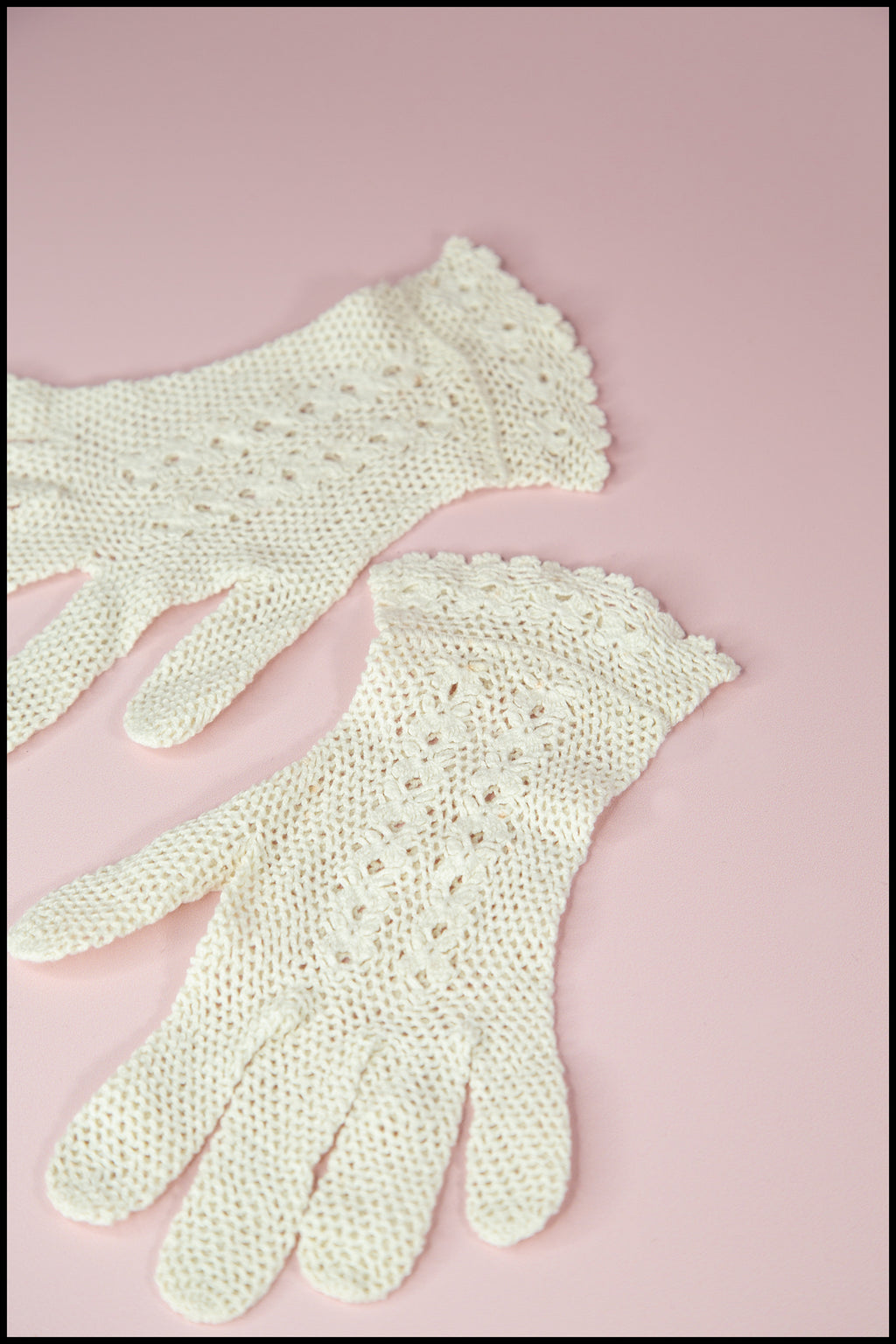 Vintage 1960s Cream Cotton Crotchet Gloves