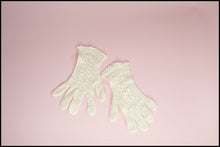 Vintage 1960s Cream Cotton Crotchet Gloves