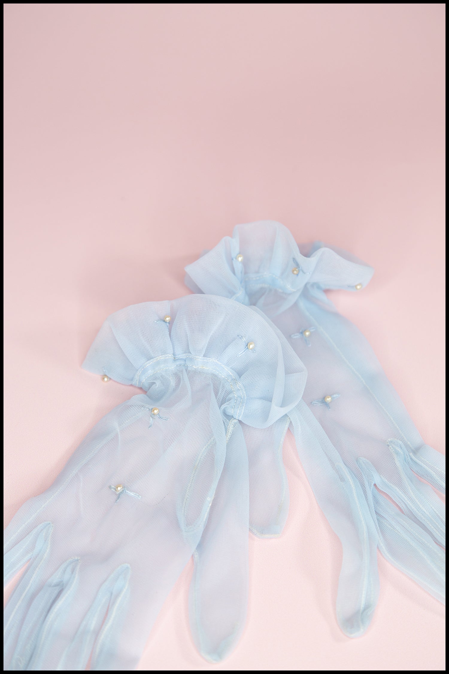 Vintage 1950s Blue Nylon Gloves