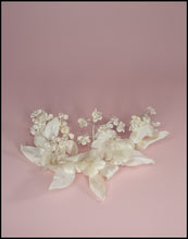Vintage 1950s Large Flower Head Piece