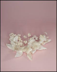 Vintage 1950s Large Flower Head Piece