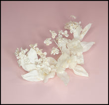 Vintage 1950s Large Flower Head Piece