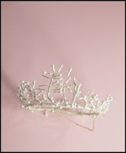 Vintage 1940s Pearl Wax Crown