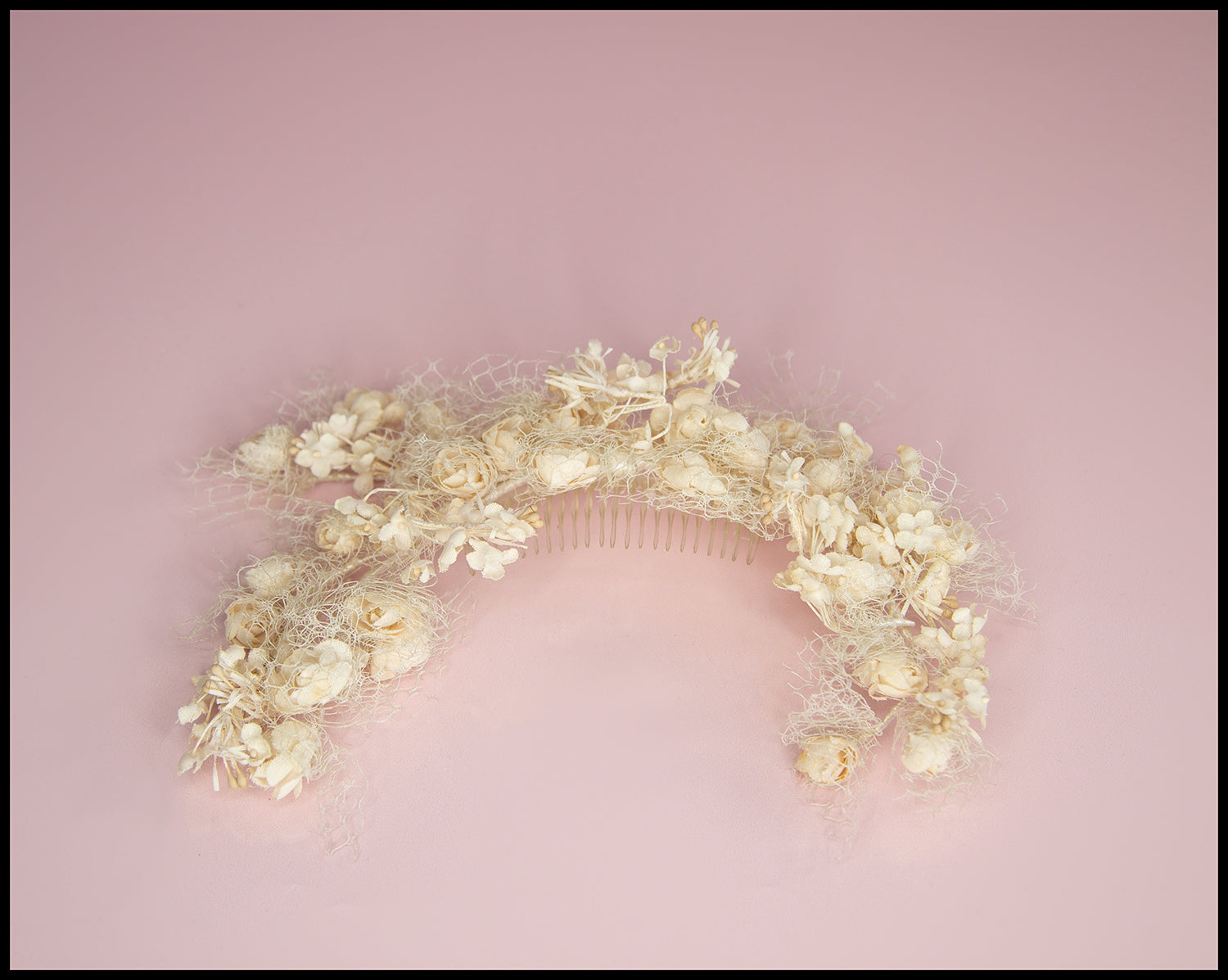 Vintage 1930s Cream Cotton Hair Comb
