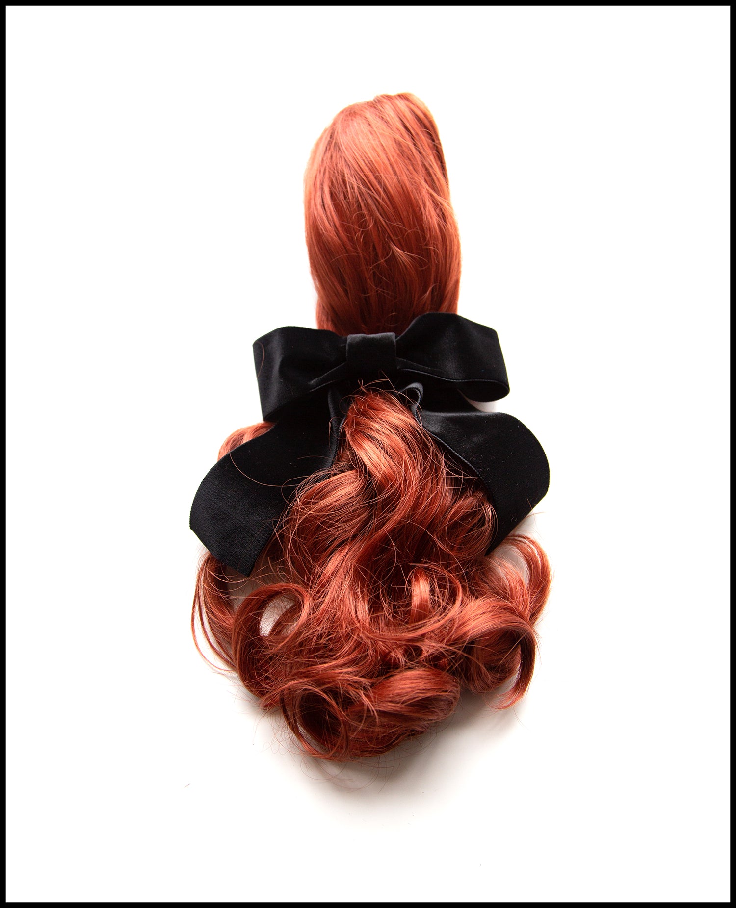 Black Velvet Hair Bow Barrette – ALEXANDRAKING