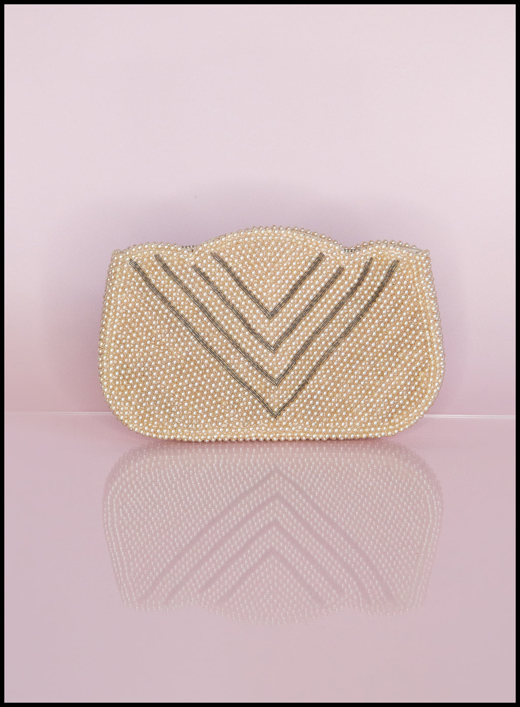 Vintage 1930s Art Deco Pearl Clutch Purse