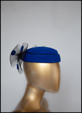 Vintage 1980s Blue Dot Pill Box Hat