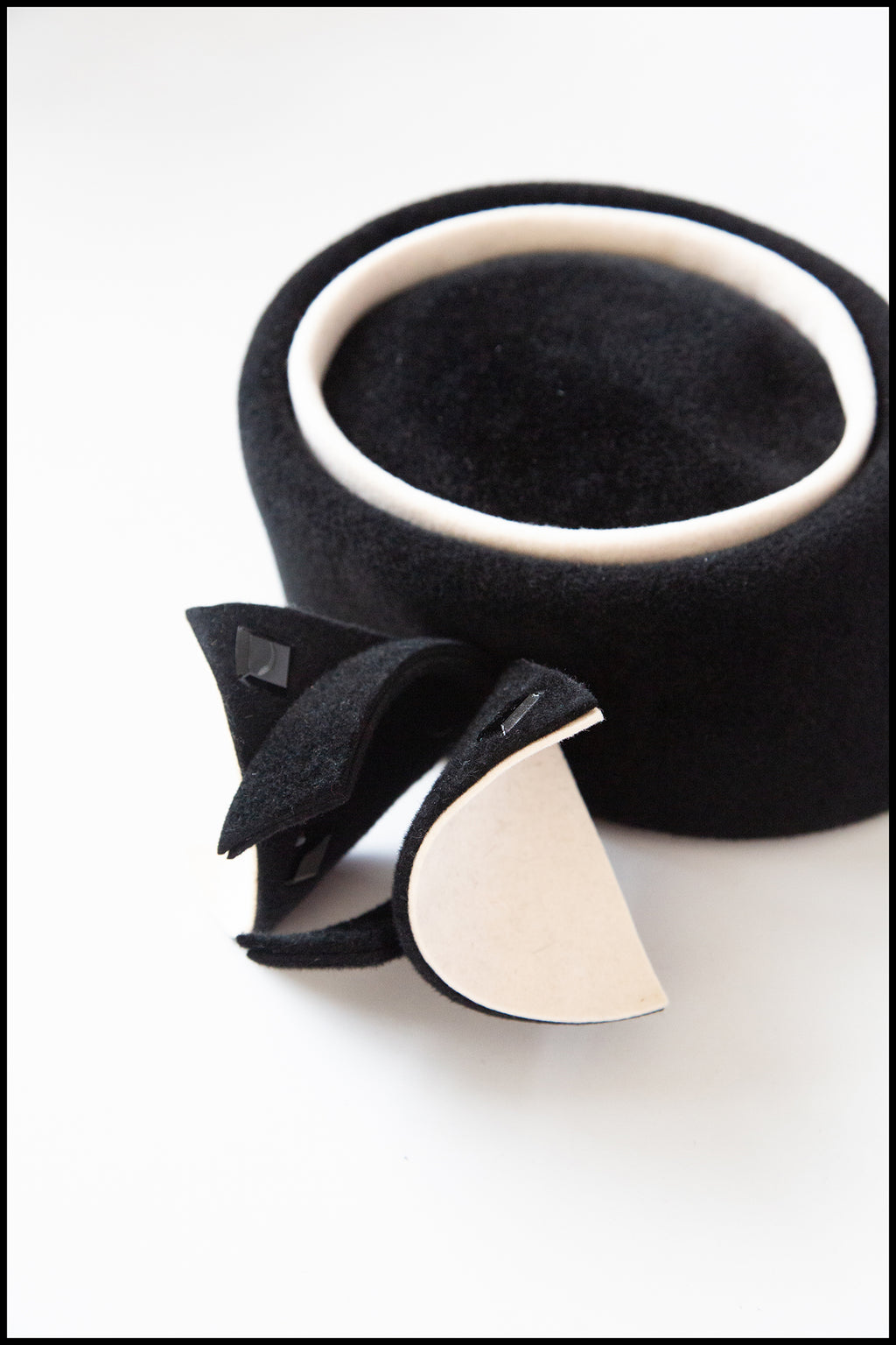 Vintage 1980s Black and White Pill Box Hat