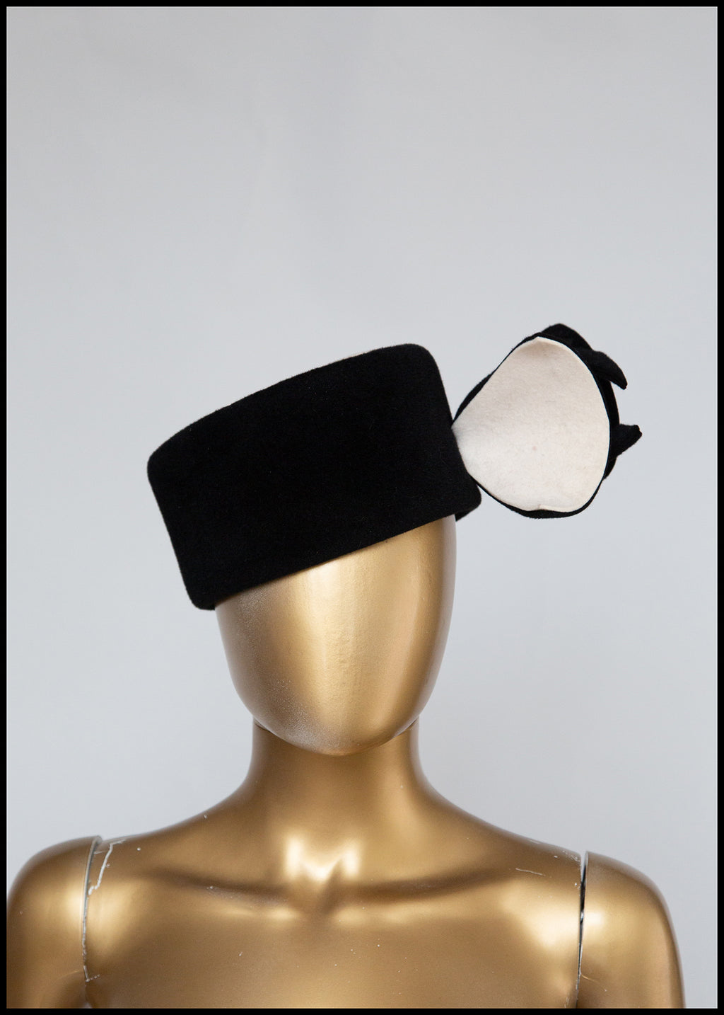 Vintage 1980s Black and White Pill Box Hat