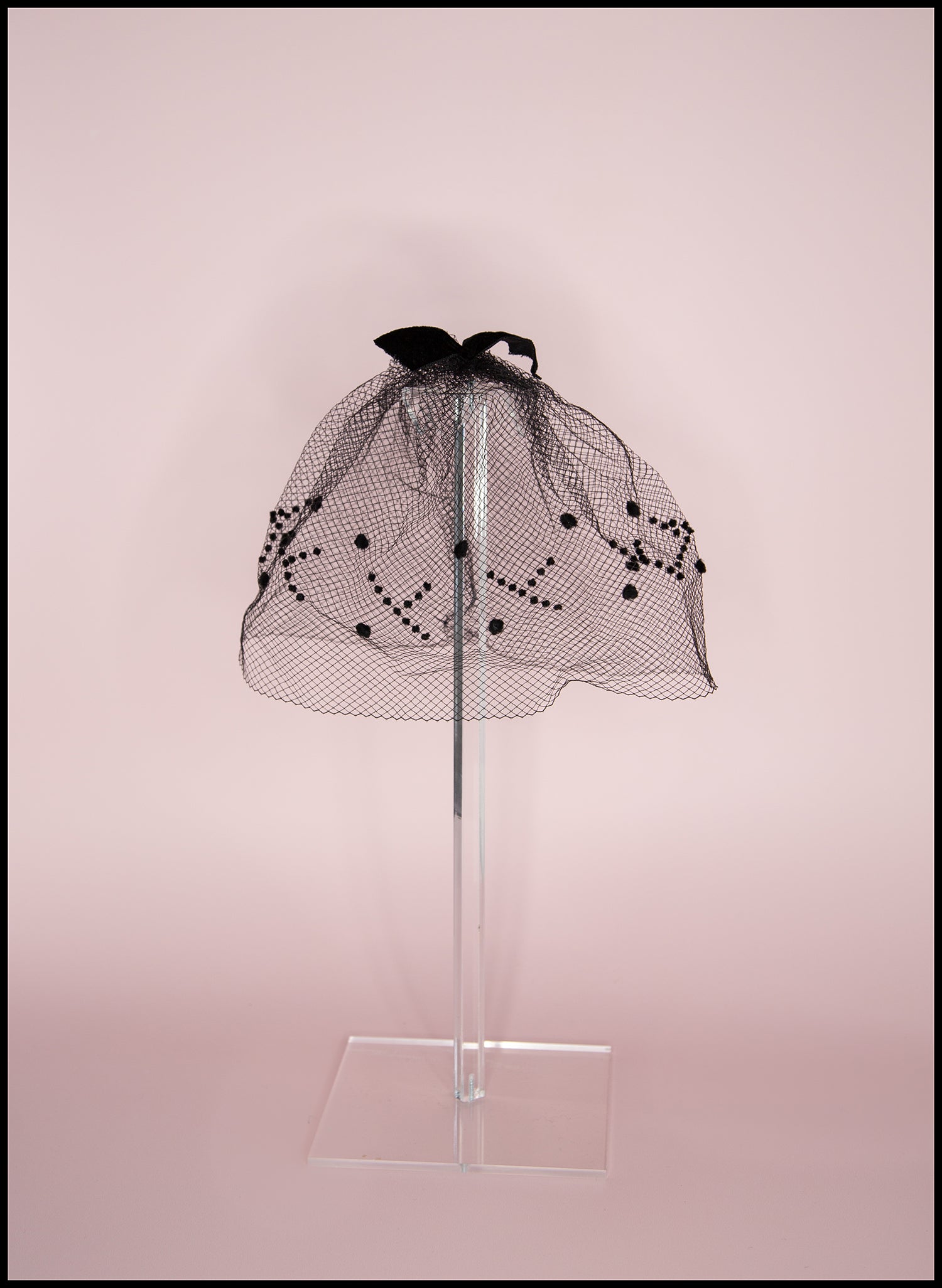 Vintage 1950s Black Dotty Veil