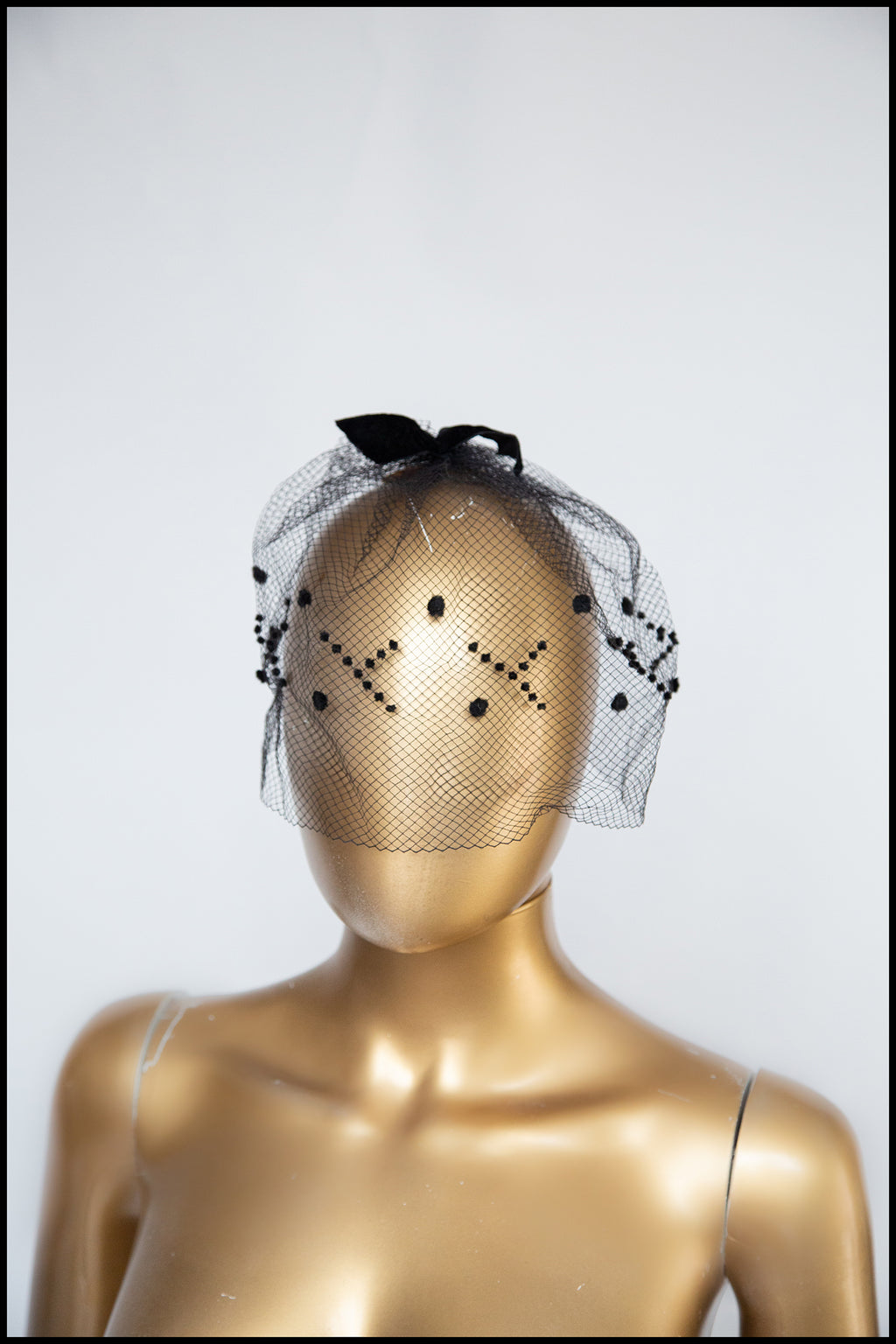 Vintage 1950s Black Dotty Veil