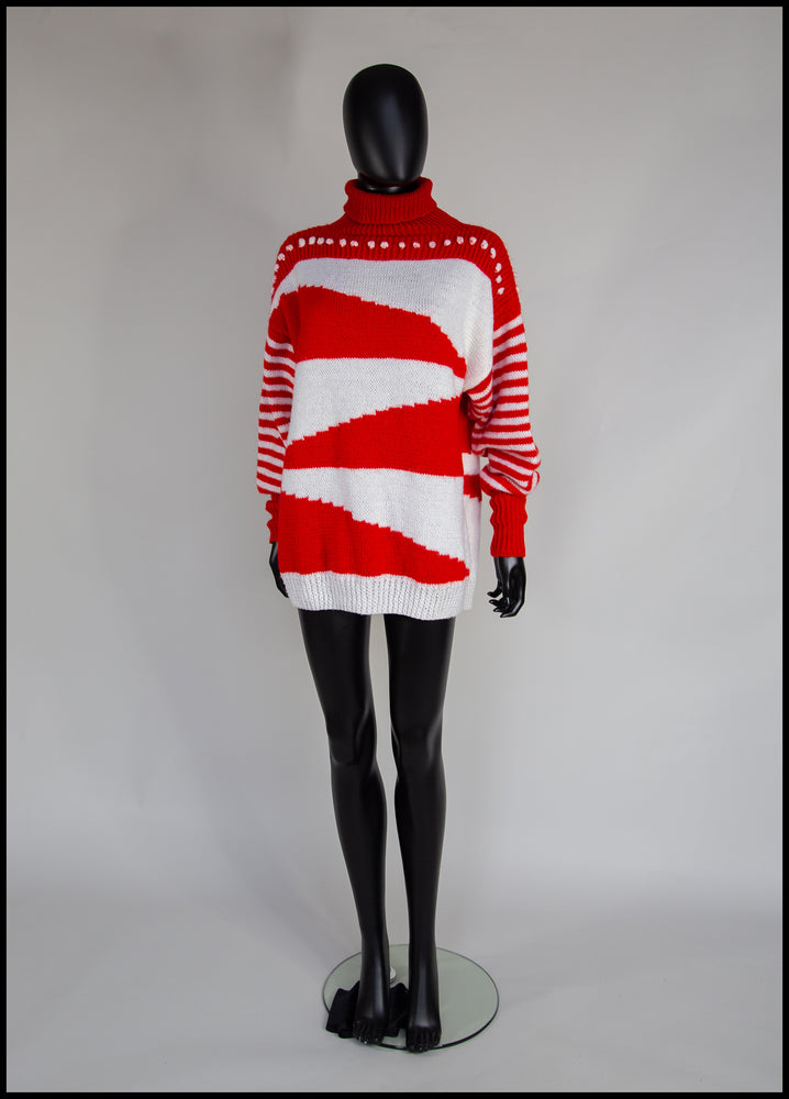 Vintage 1980s Red and White Hand Knit Sweater