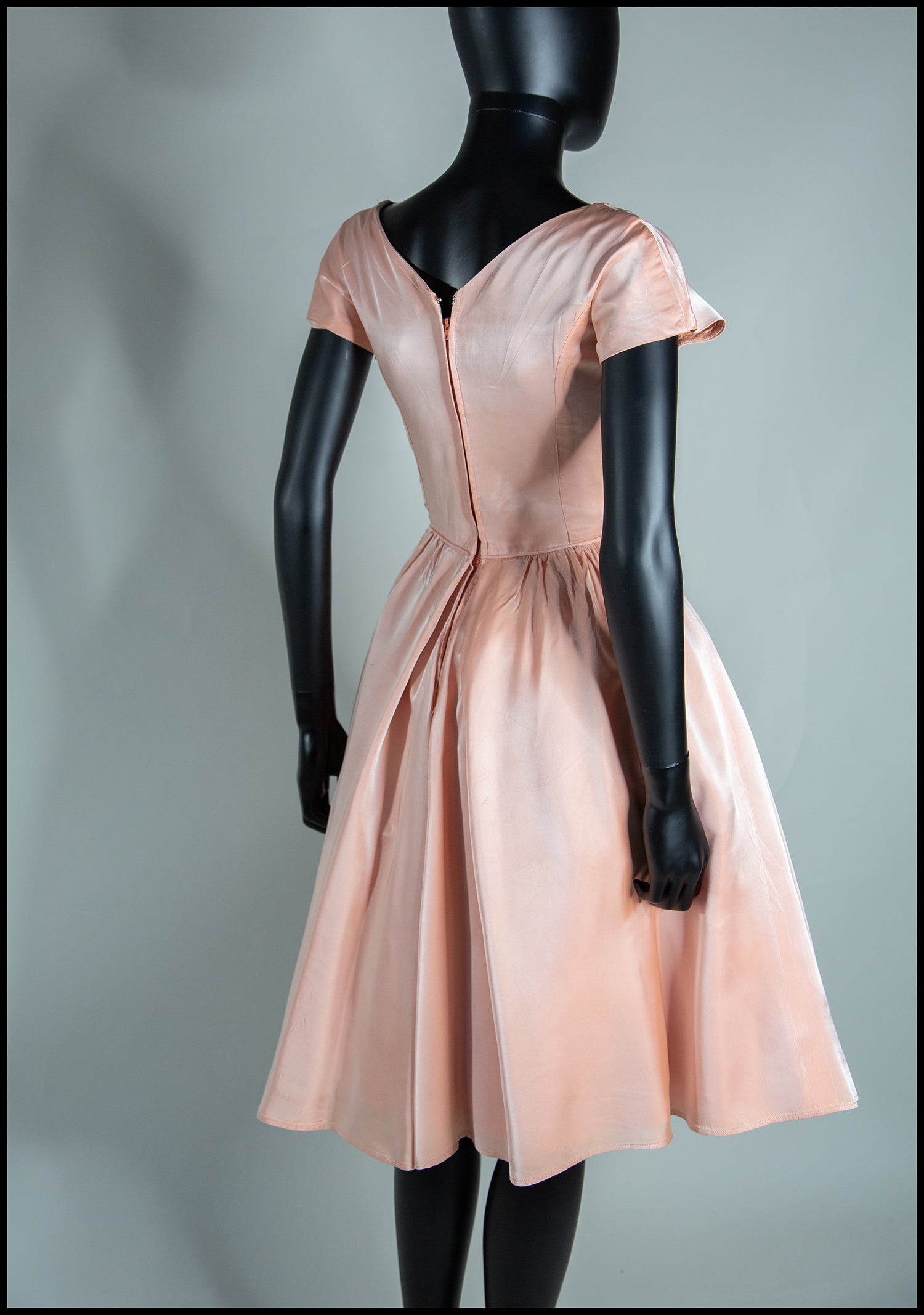 Vintage 1950s Peach Pink Rose Taffeta Dress
