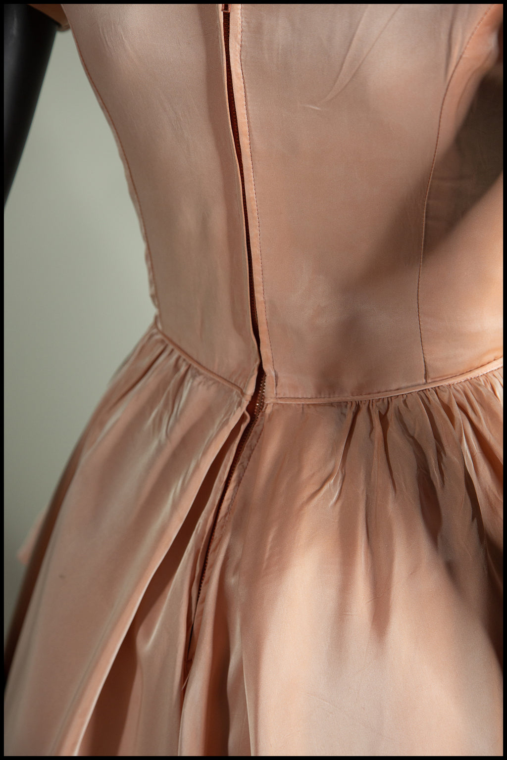 Vintage 1950s Peach Pink Rose Taffeta Dress