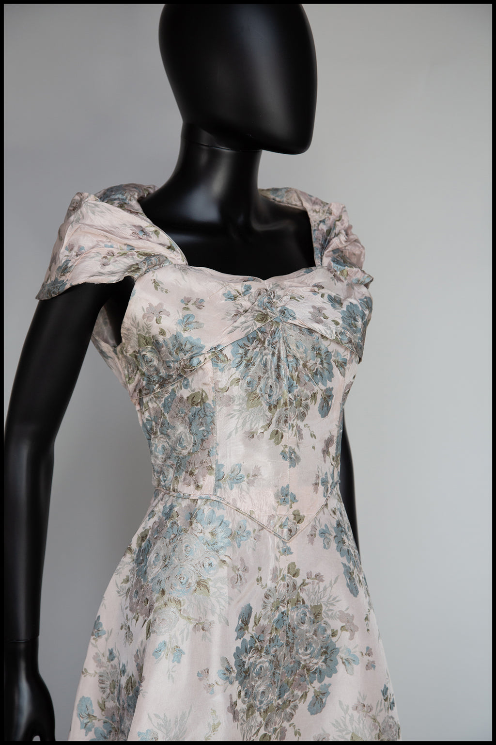 Vintage 1940s Pink Rose Print Gown