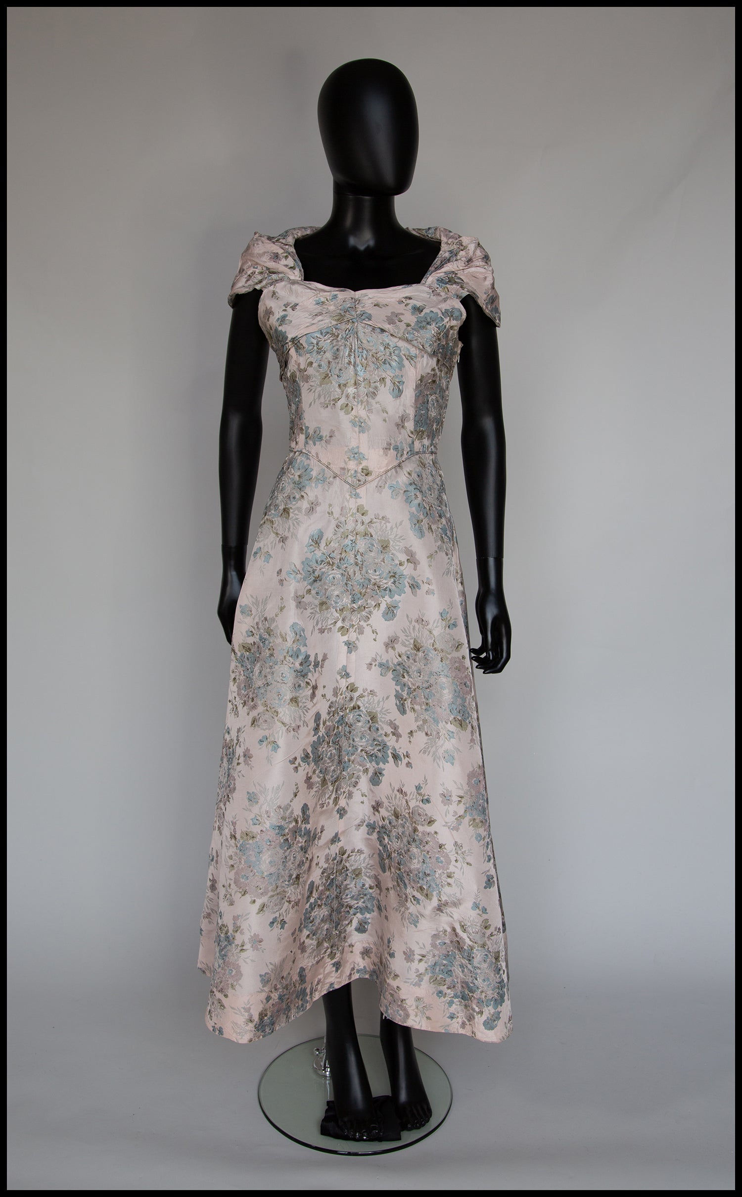 Vintage 1940s Pink Rose Print Gown
