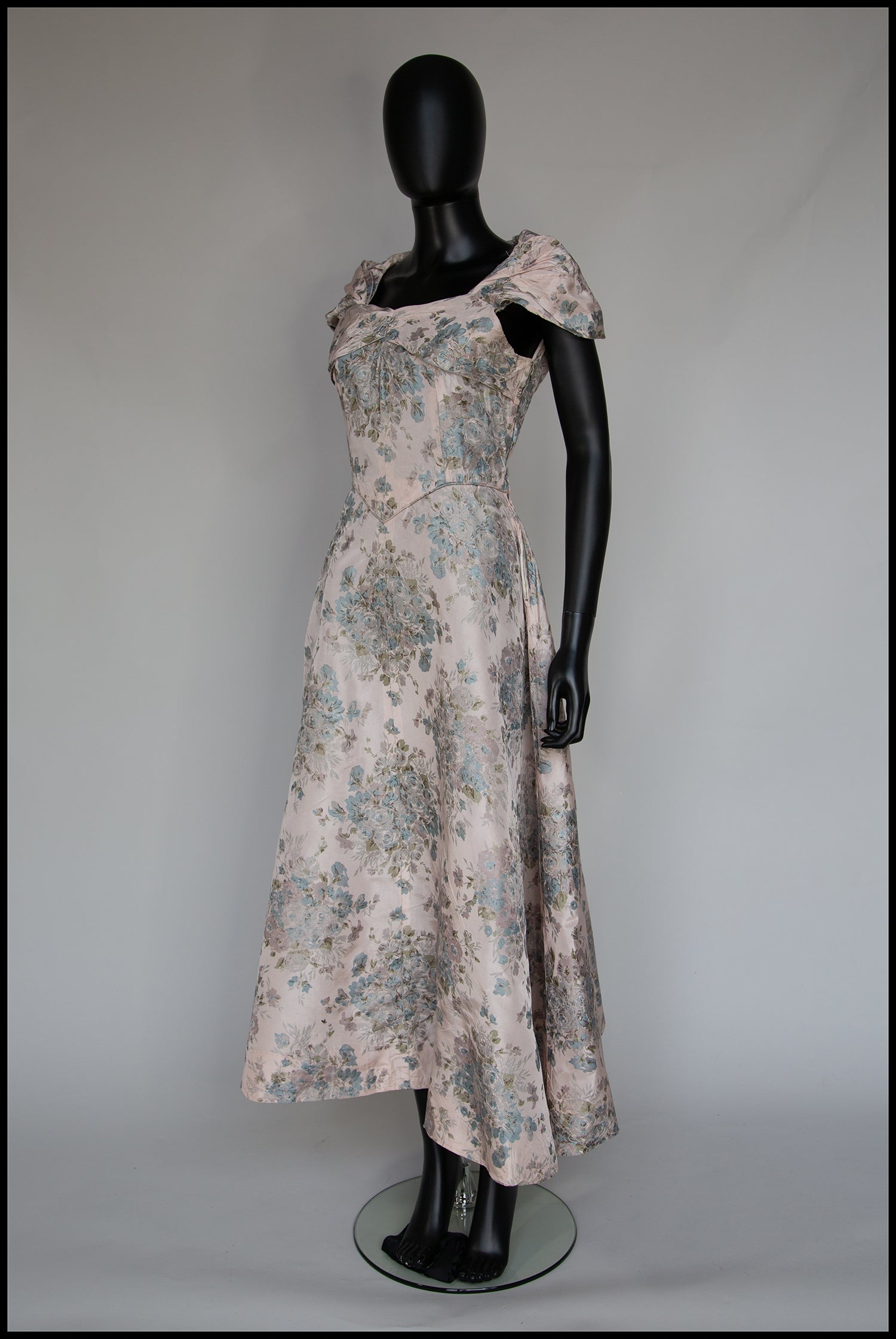 Vintage 1940s Pink Rose Print Gown
