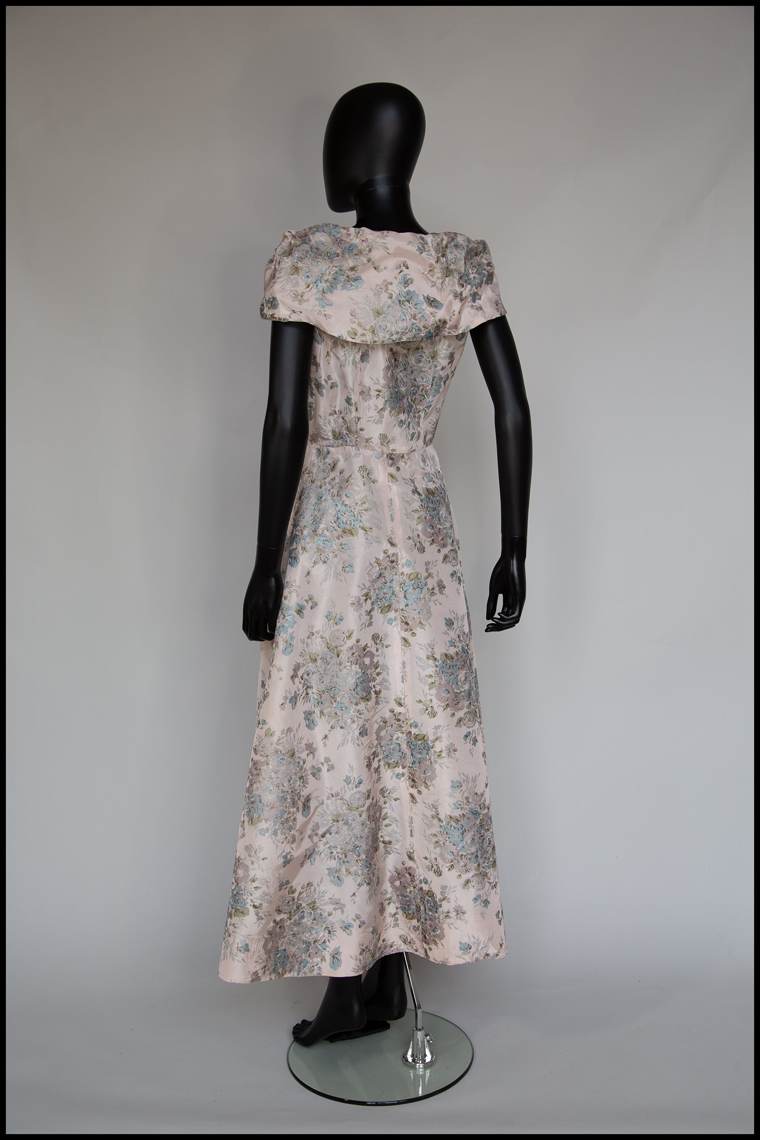 Vintage 1940s Pink Rose Print Gown