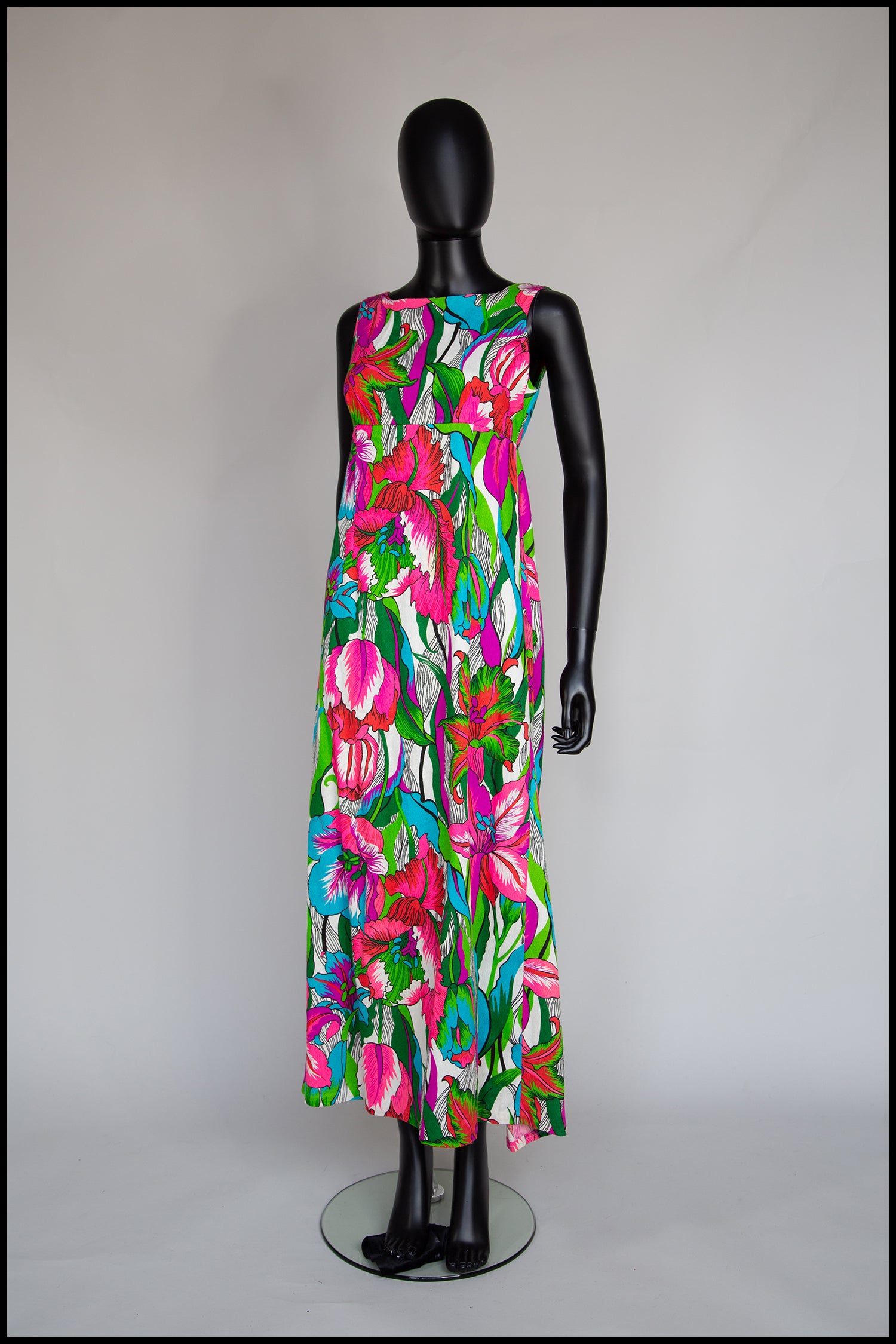 Vintage 1960s Hawaiian Barkcloth Print Maxi Dress