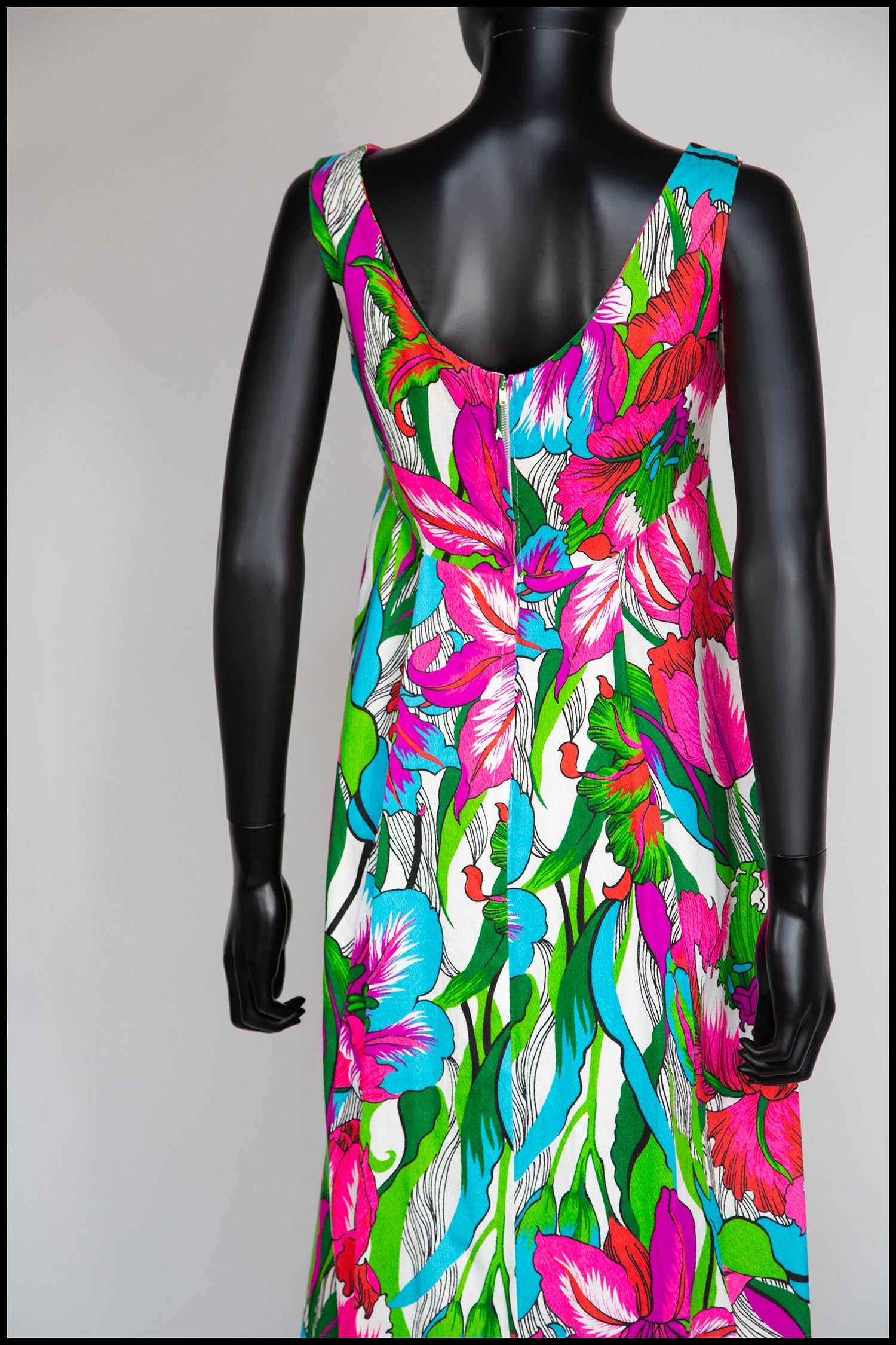 Vintage 1960s Hawaiian Barkcloth Print Maxi Dress