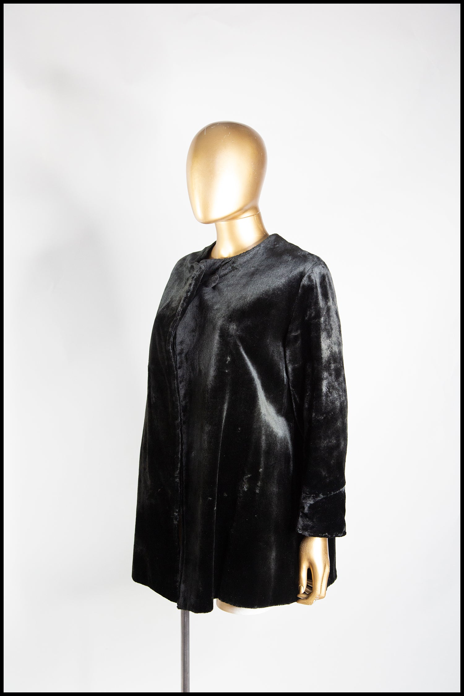 Vintage 1920s Heavy Black Velvet Coat
