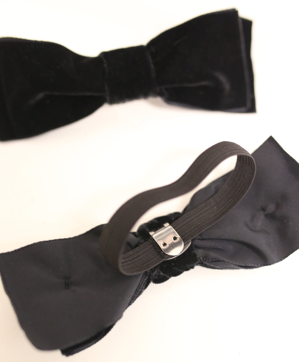 Navy Blue Velvet Bow Shoe Clips