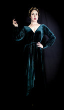 Vamp - Dark Green Velvet Maxi Dress