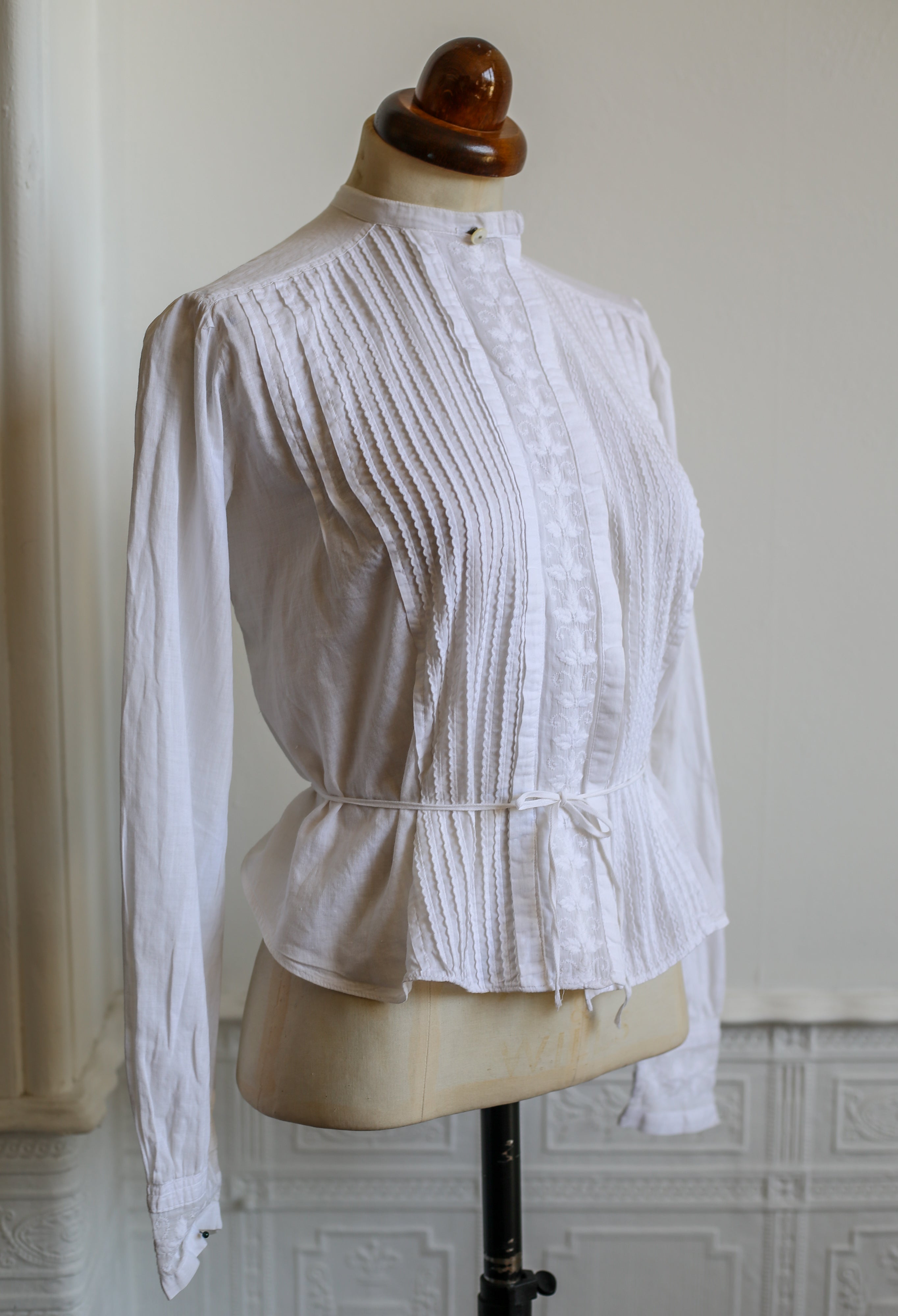 Edwardian White Cotton Lawn Blouse