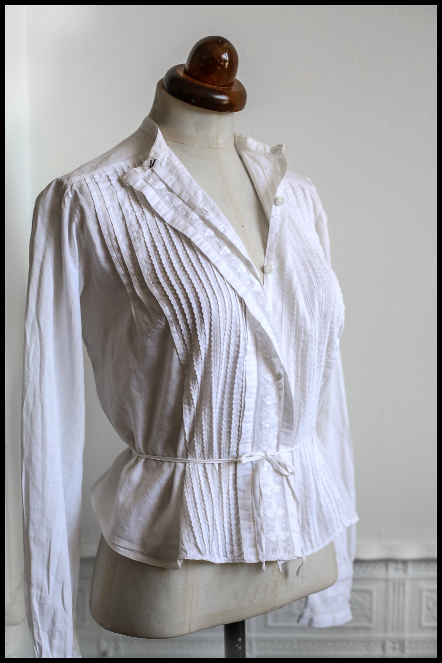 Edwardian White Cotton Lawn Blouse