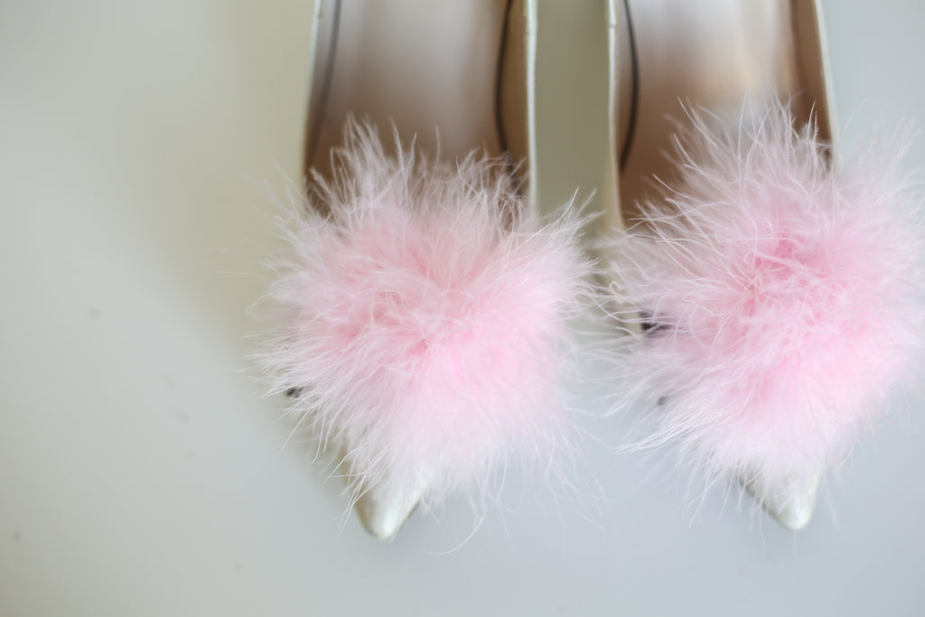Fluffies - Pink Feather Pompom Shoe Clips
