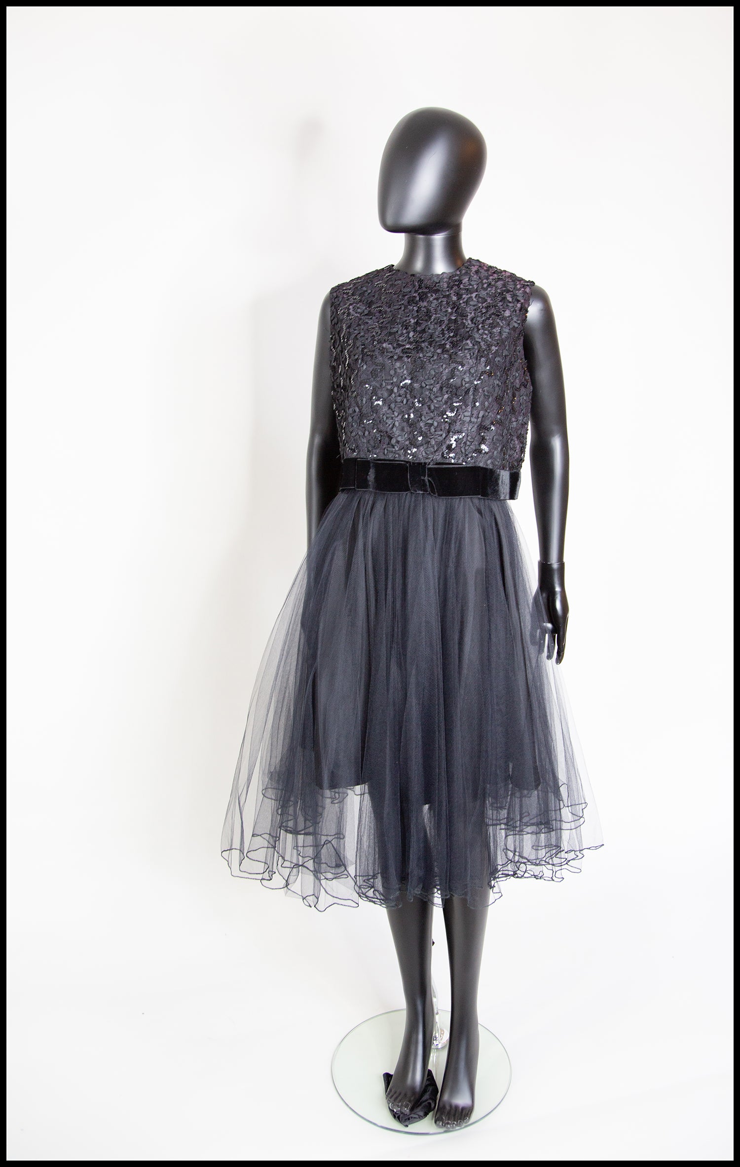 Vintage 1960s Black Cropped Shell Top